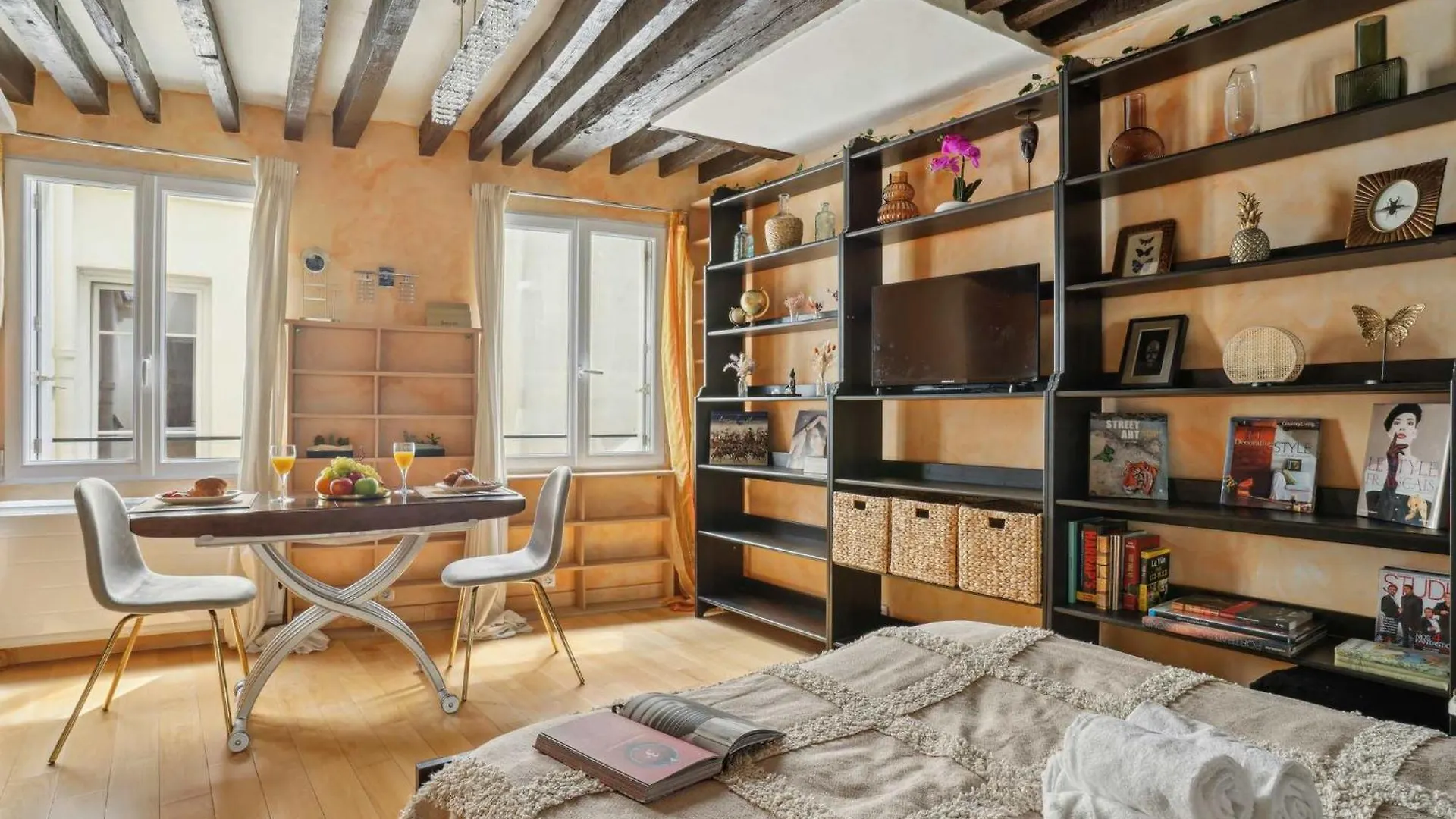 Apartment Bnbnova - Pompidou & Le Marais Paris France